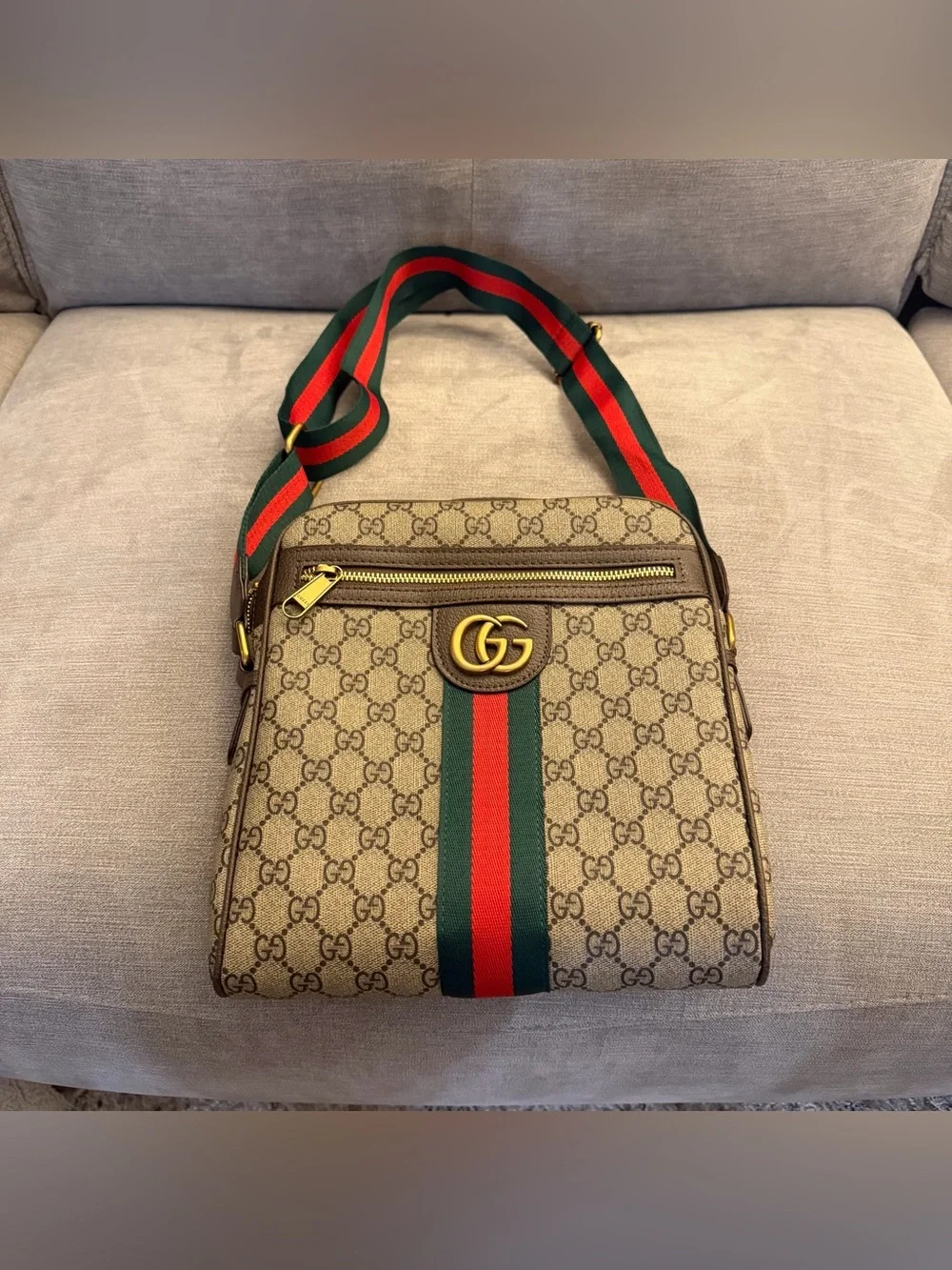 Gucci gg brown
